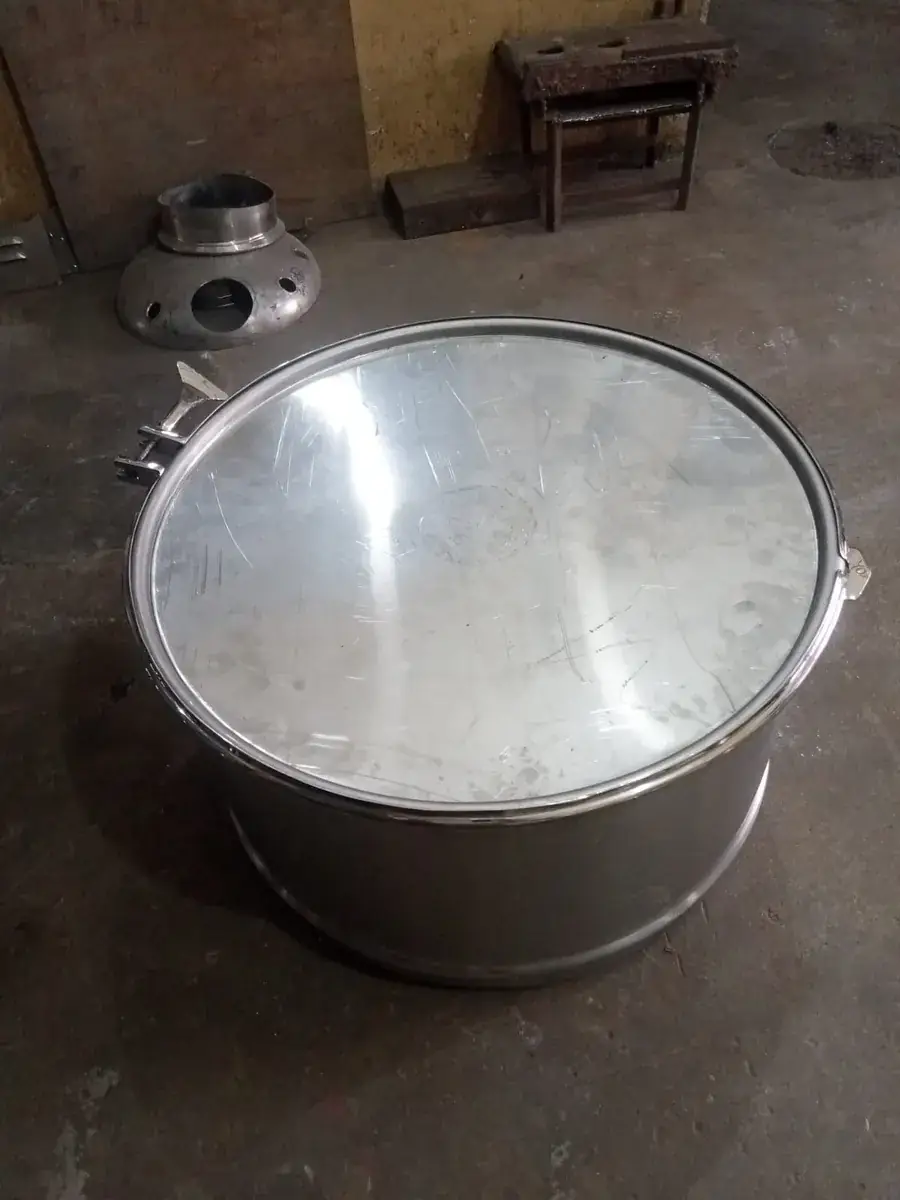 PAK Engineering real work - stainless steel vessel 33